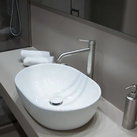 Pensión Promenade 3*